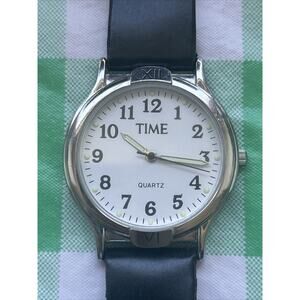 Time Easy Read Silver Tone Women’s Quartz Watch